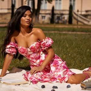 Alamour The Label Manya Dress in Pink Floral Print